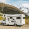 Naklejka "Home is Where We Park It" – personalizowana dekoracja na kampery i vany. - obrazek 3
